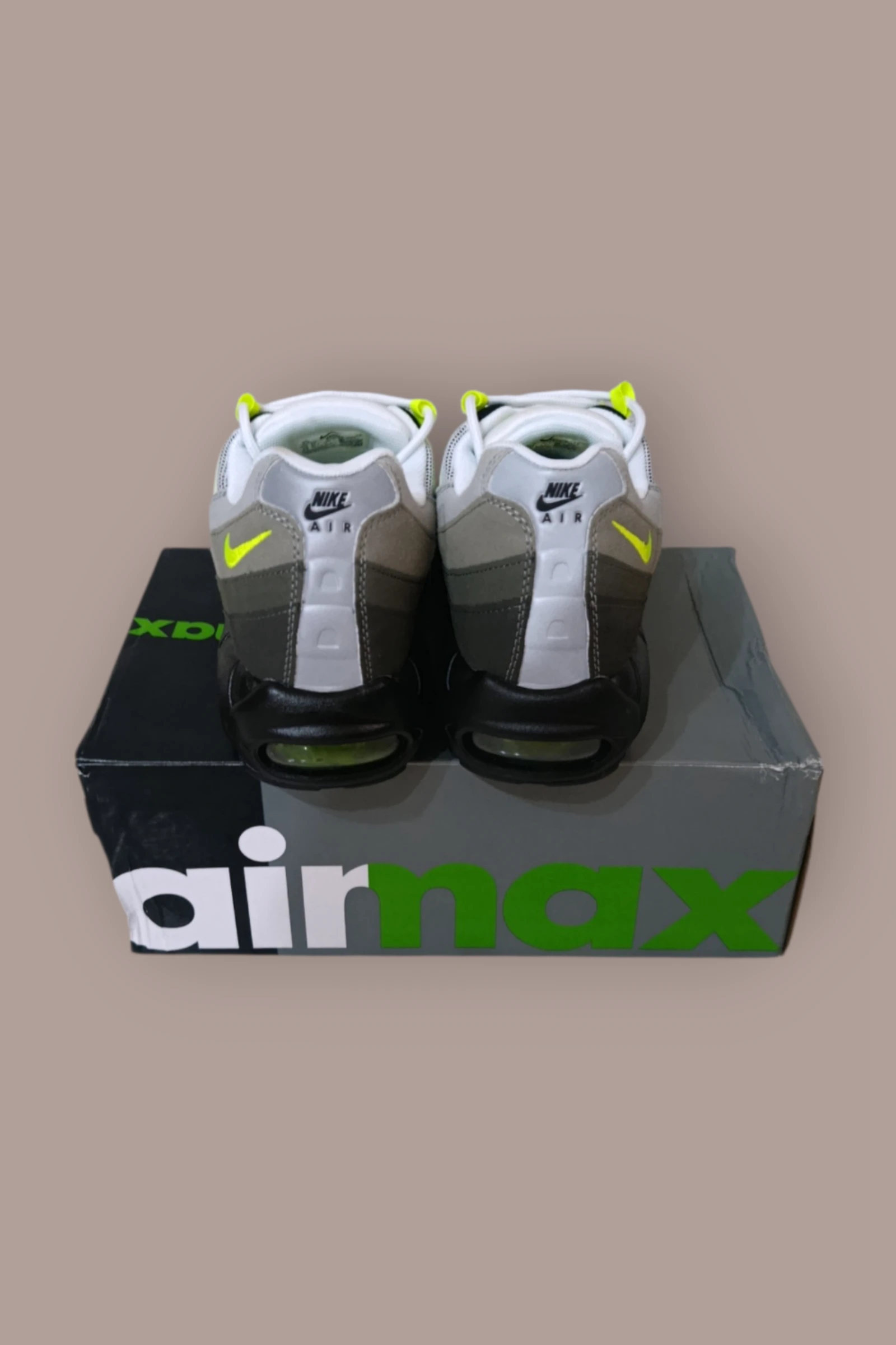 | Tênis Air Max 95 Masculino | Cor Amarelo Neón | Tênis Nicho | Original | Tamanho 43 | – photo 4